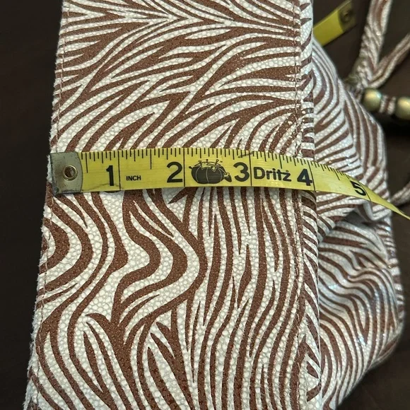 Hobo Adalyn small frame crossbody NWT - Picture 4 of 9